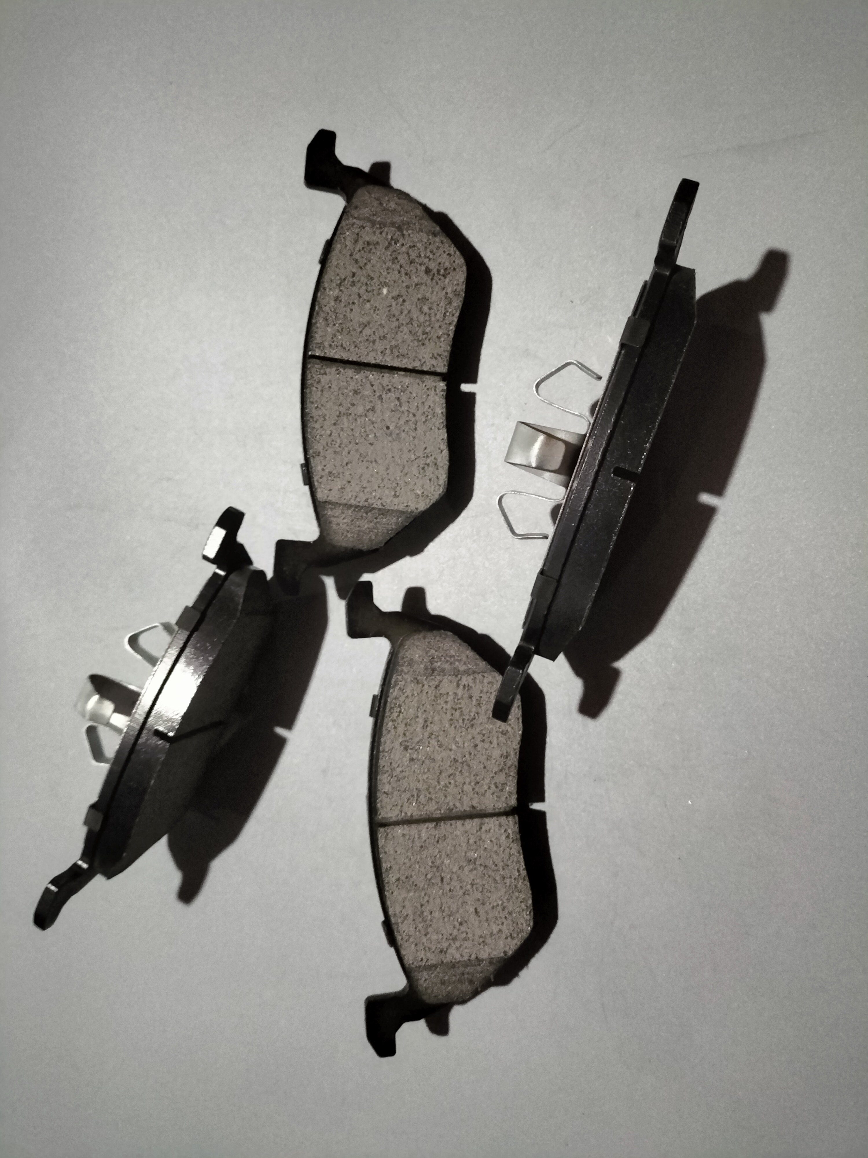 Customizable 10196002 Recommend Wear-resistant Black Brake Pads for Car
