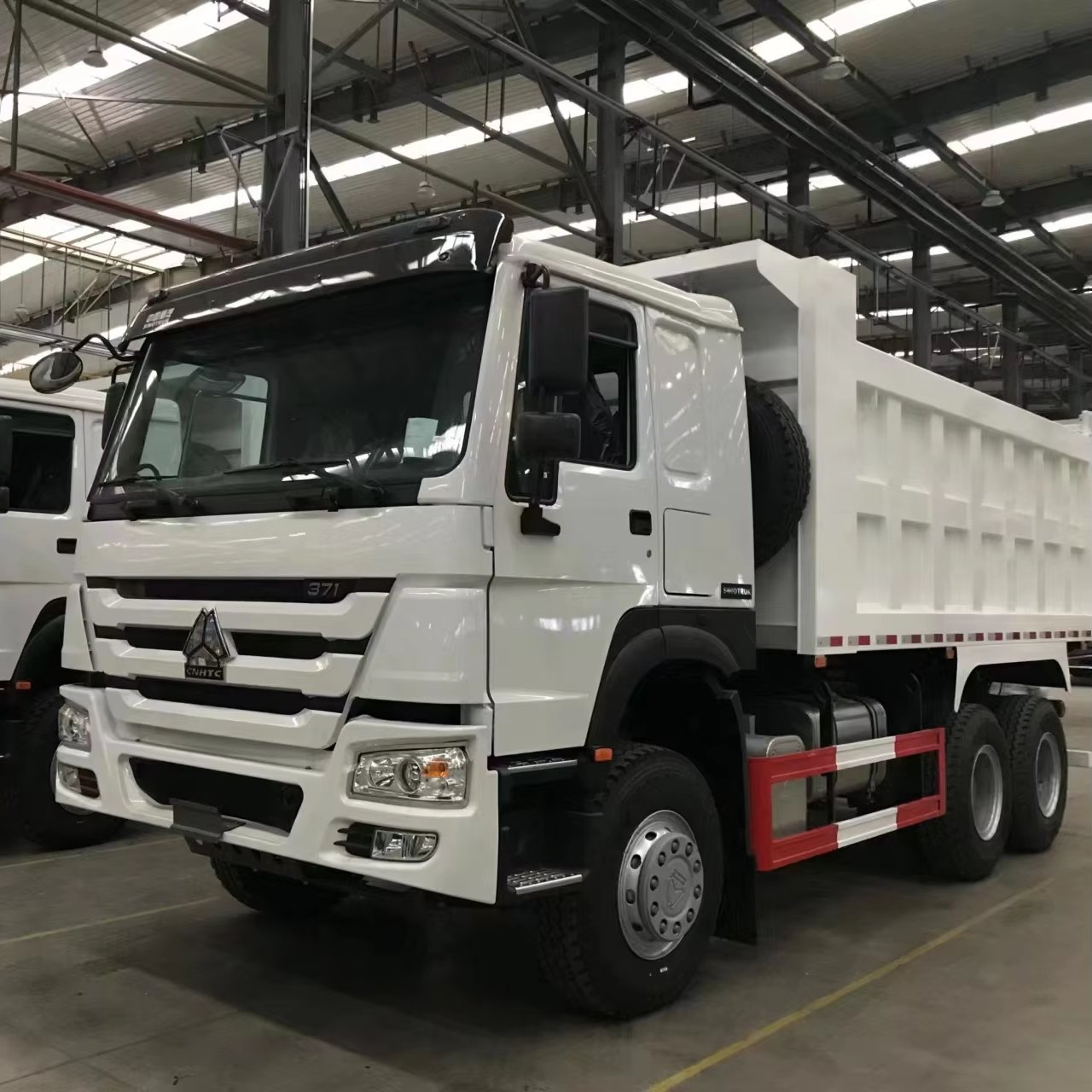 Low Price High Quality New or Used 371 380 400HP HOWO 6x4 10Wheeler Dump Truck Tipper Truck for Sale in DR Congo
