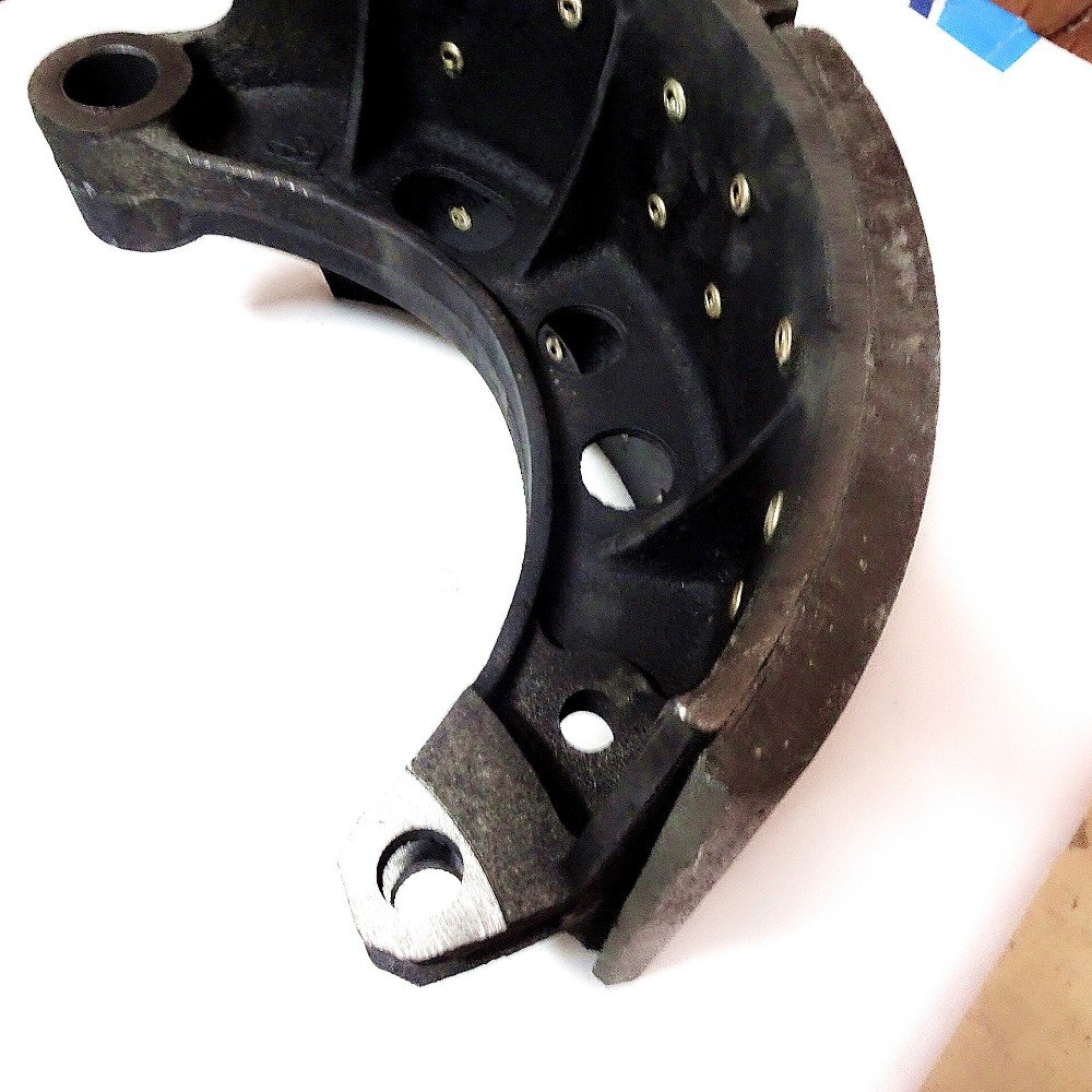High Quality Rear Brake Shoe for Truck QT457-150606