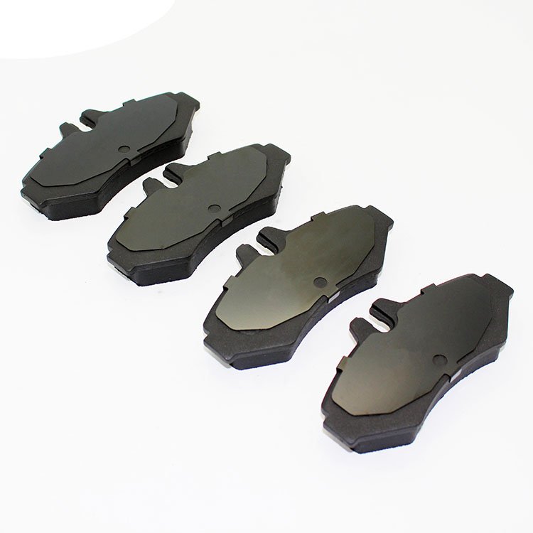 Hot Selling Cheap Auto Parts 2D0 698 451 B Brake Disc Car Brake Systems Auto Brake Pads for Mercedes -Benz