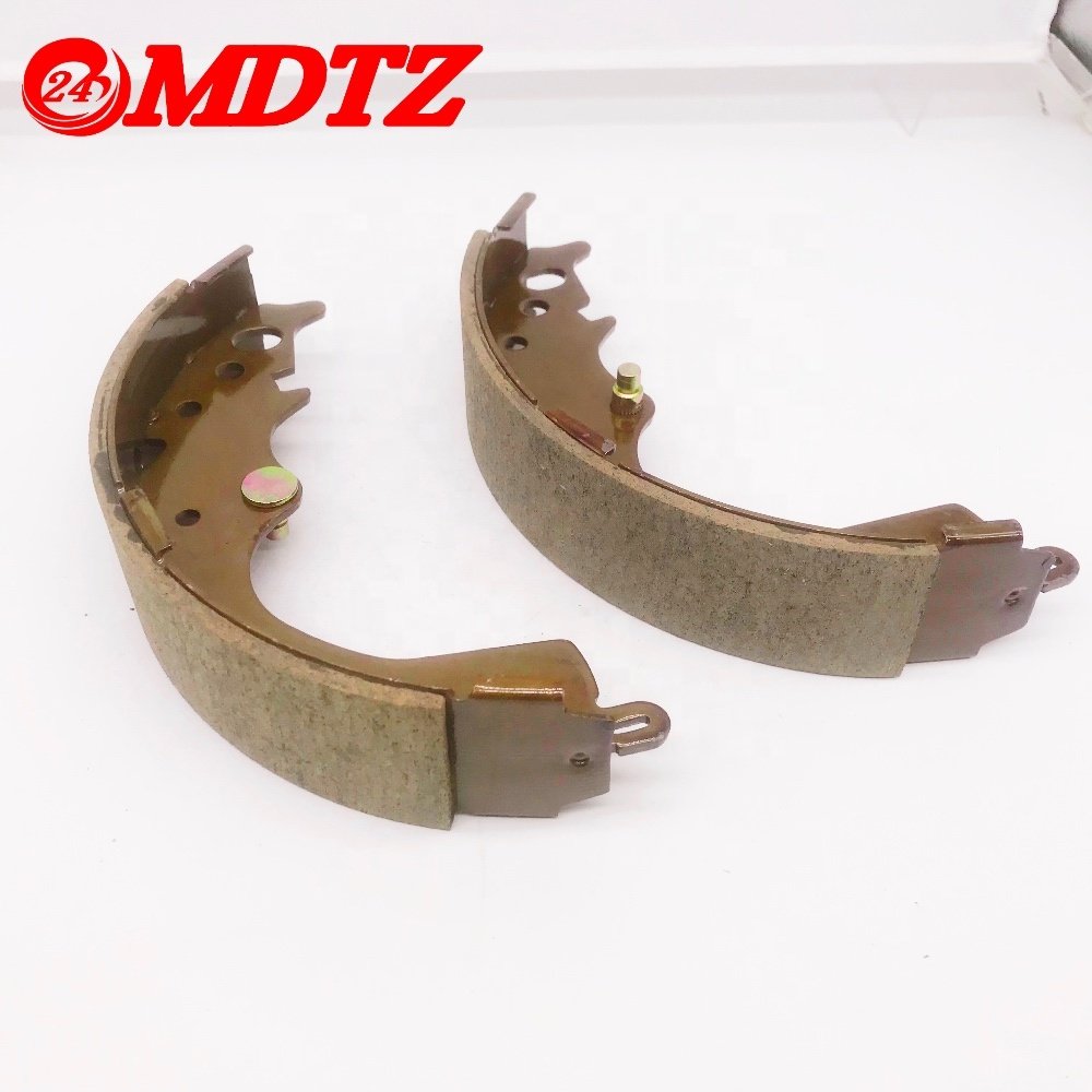 High Quality Auto Brake Shoes 04495-04010 04495-08030 04495-26240 for TOYOTA HIACE TACOMA TRH223 KDH222 K2378