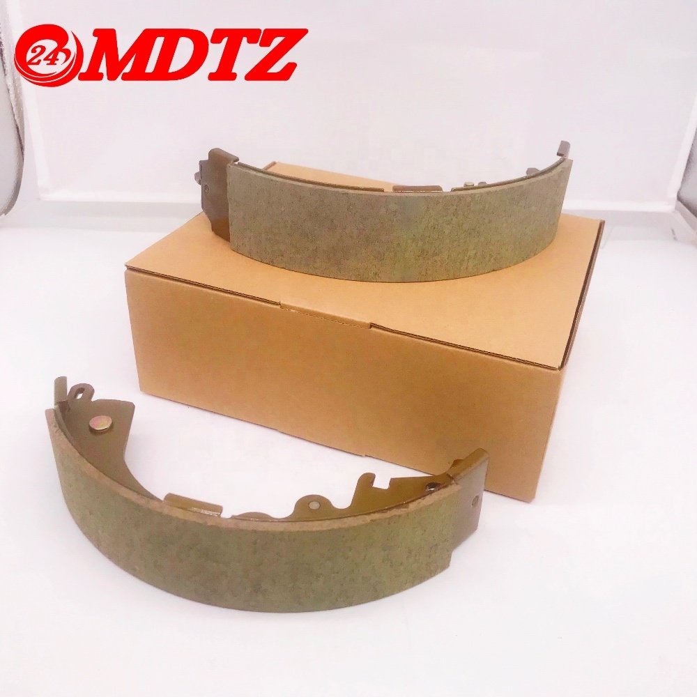 High Quality Auto Brake Shoes 04495-04010 04495-08030 04495-26240 for TOYOTA HIACE TACOMA TRH223 KDH222 K2378