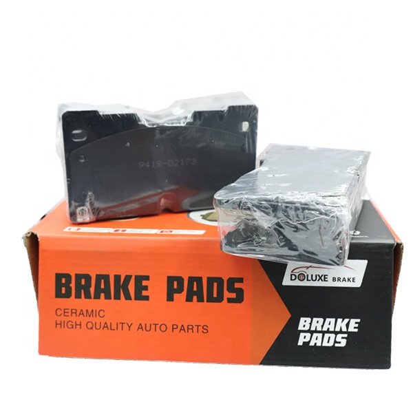 China Wholesale Auto Front Rear Ceramic Brake Pads for Car Brake Pad