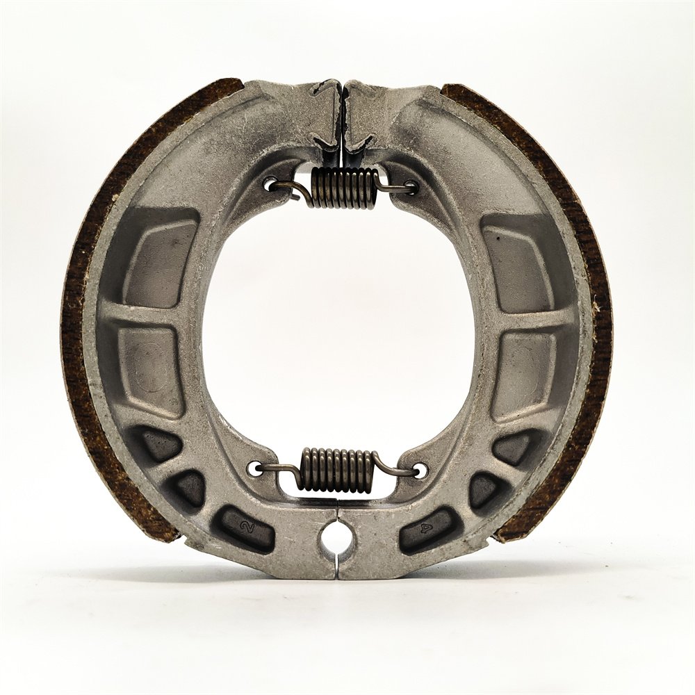 New Product Motorcycle Spare Parts Brake Shoe for CG 125