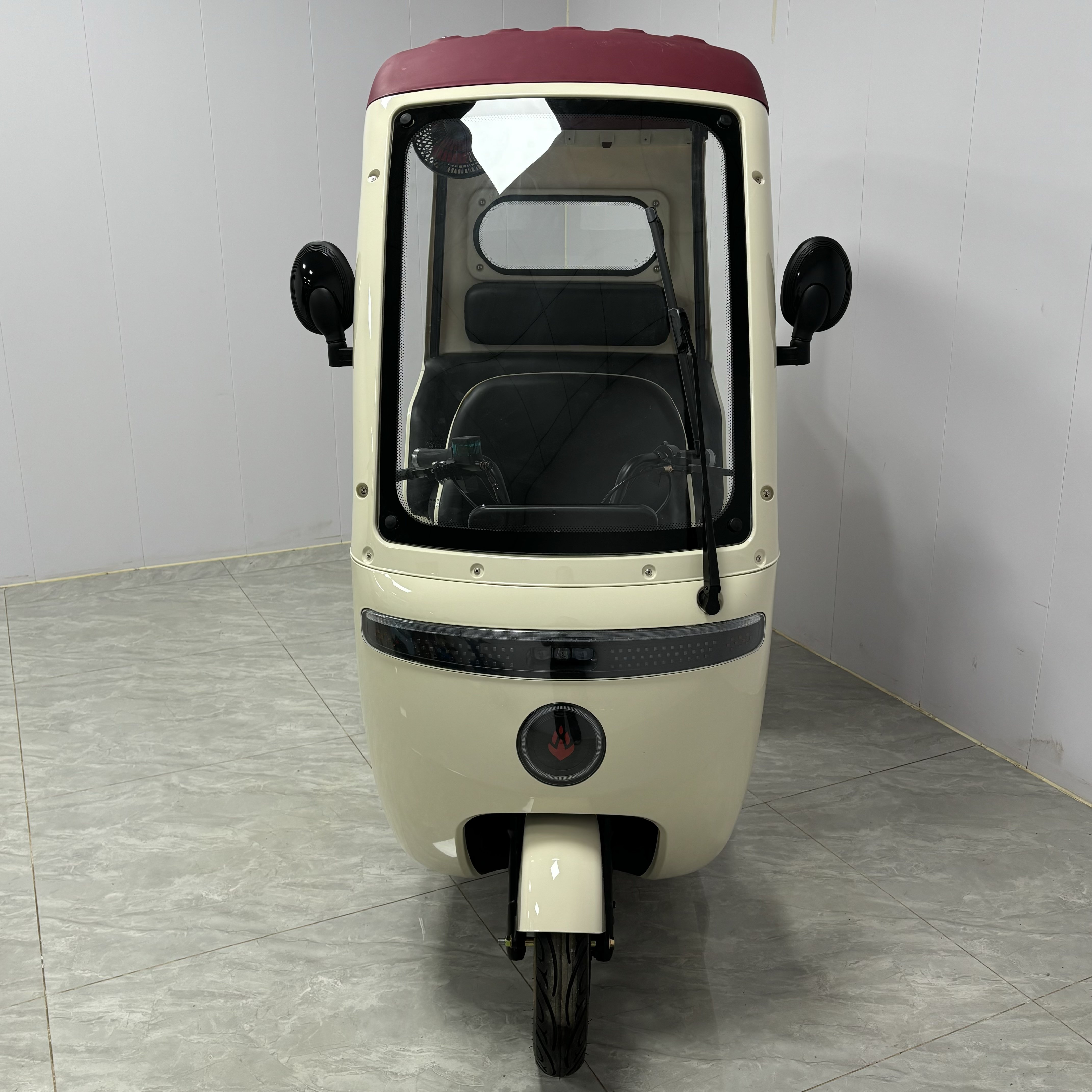 Factory New Premium Edition Tricycle Adult Electric Tricycle With Covered Electric Tricycle