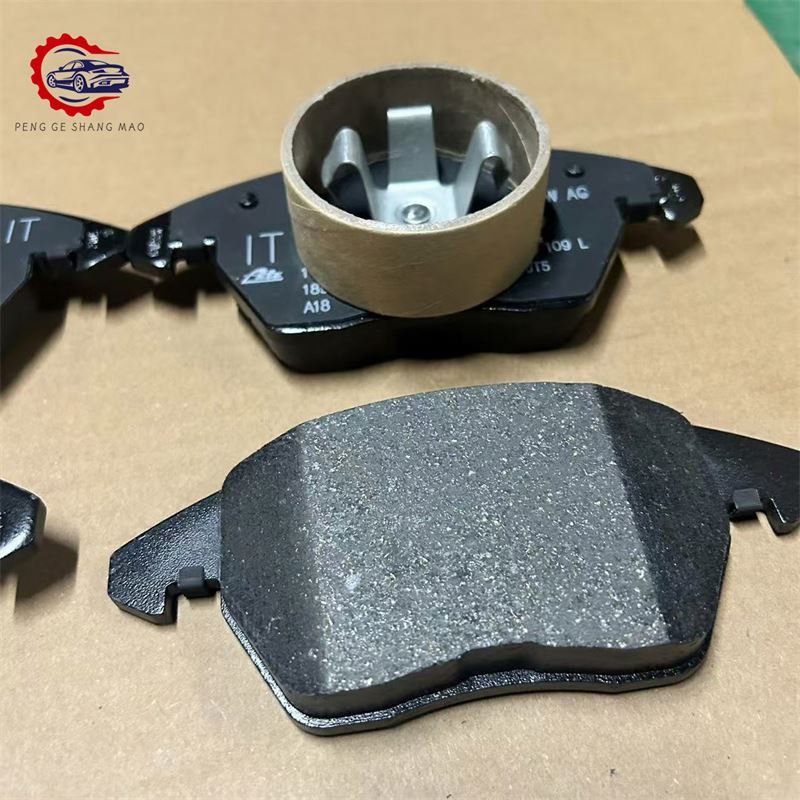 Chassis System Brakes Car Brake Pads 3C0 698 151 C for AUDI VW Magotan Golf CC Touareg