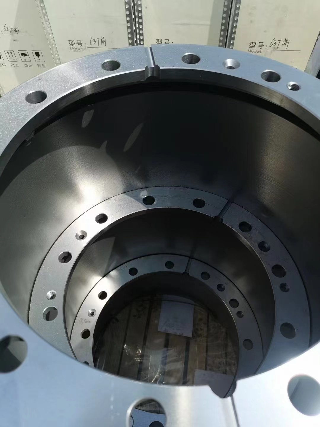 Heavy Duty OEM Truck and Trailer Rear Brake Drums for Mining Dump Truck