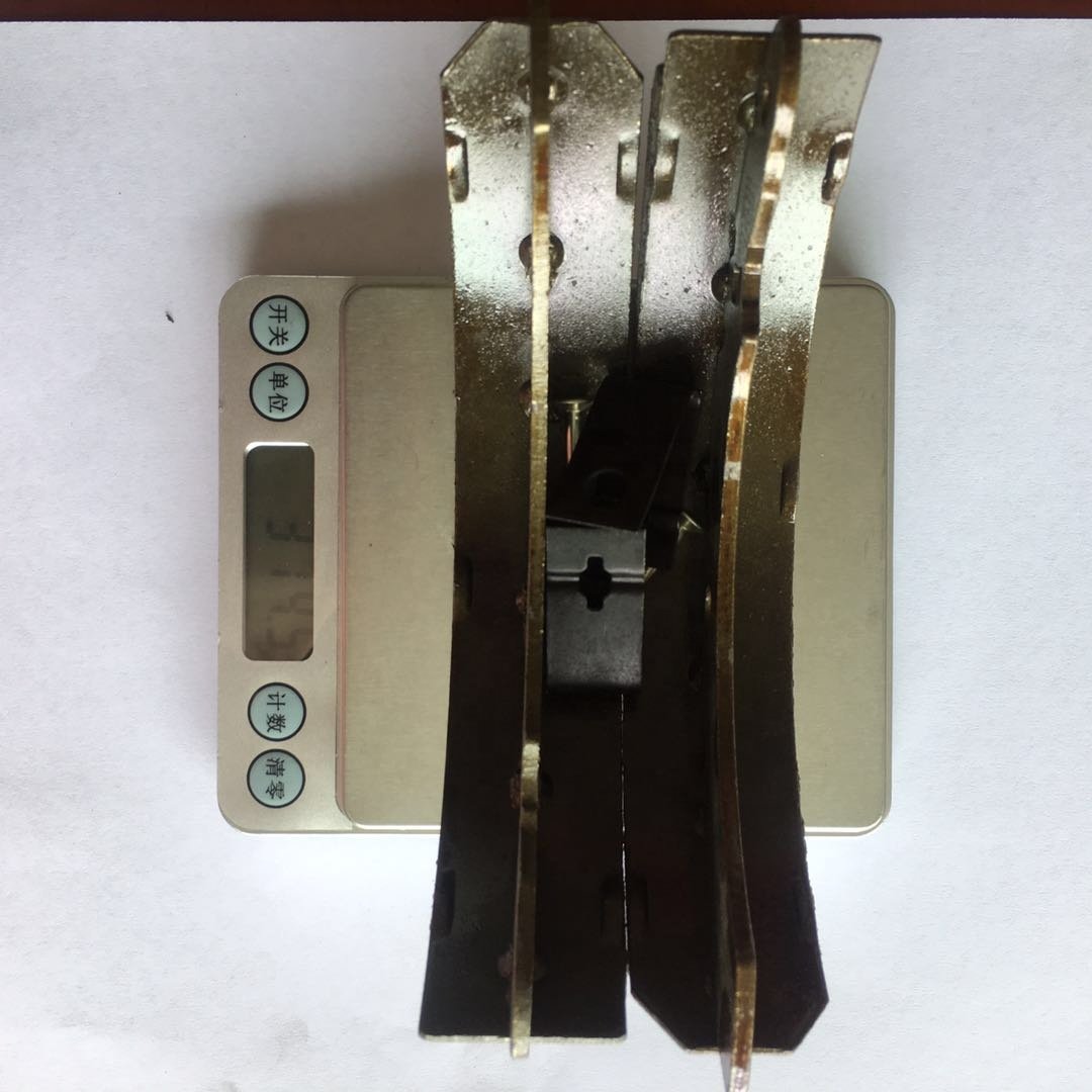 Hot Selling High Quality Tricycle Spare Parts Adhesive Brake Shoe Three Wheel Bajaj Brake Shoe Bake Parts Motorcycle 22150235