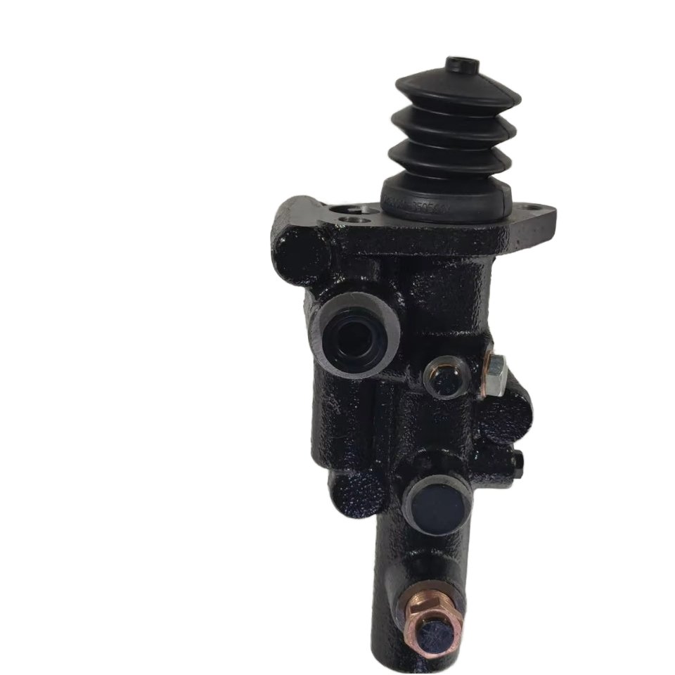Forklift Brake Parts High Quality Master Brake Cylinder 47250-U3340-71 Used for 7FDU60-15Z/7FGCU60