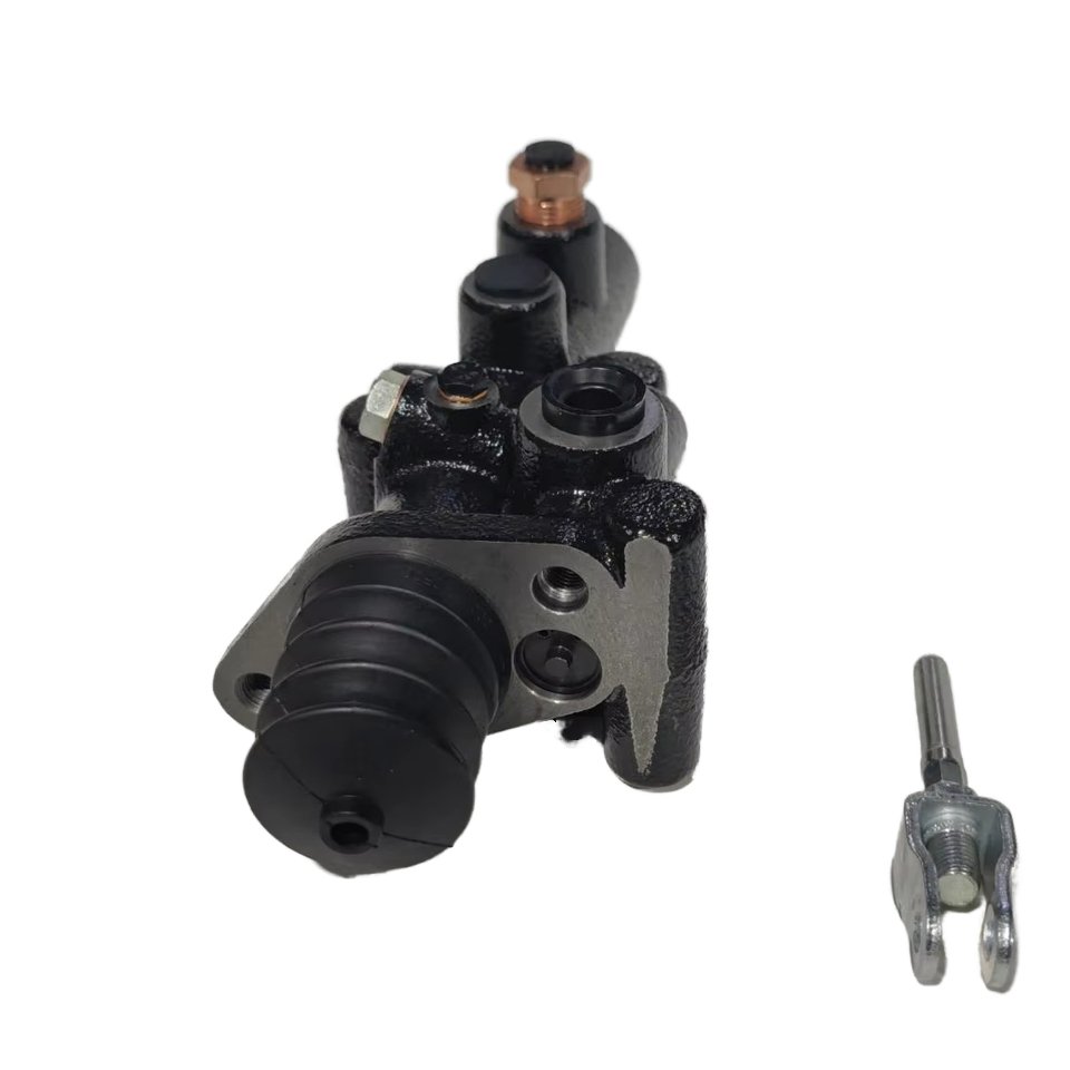 Forklift Brake Parts High Quality Master Brake Cylinder 47250-U3340-71 Used for 7FDU60-15Z/7FGCU60