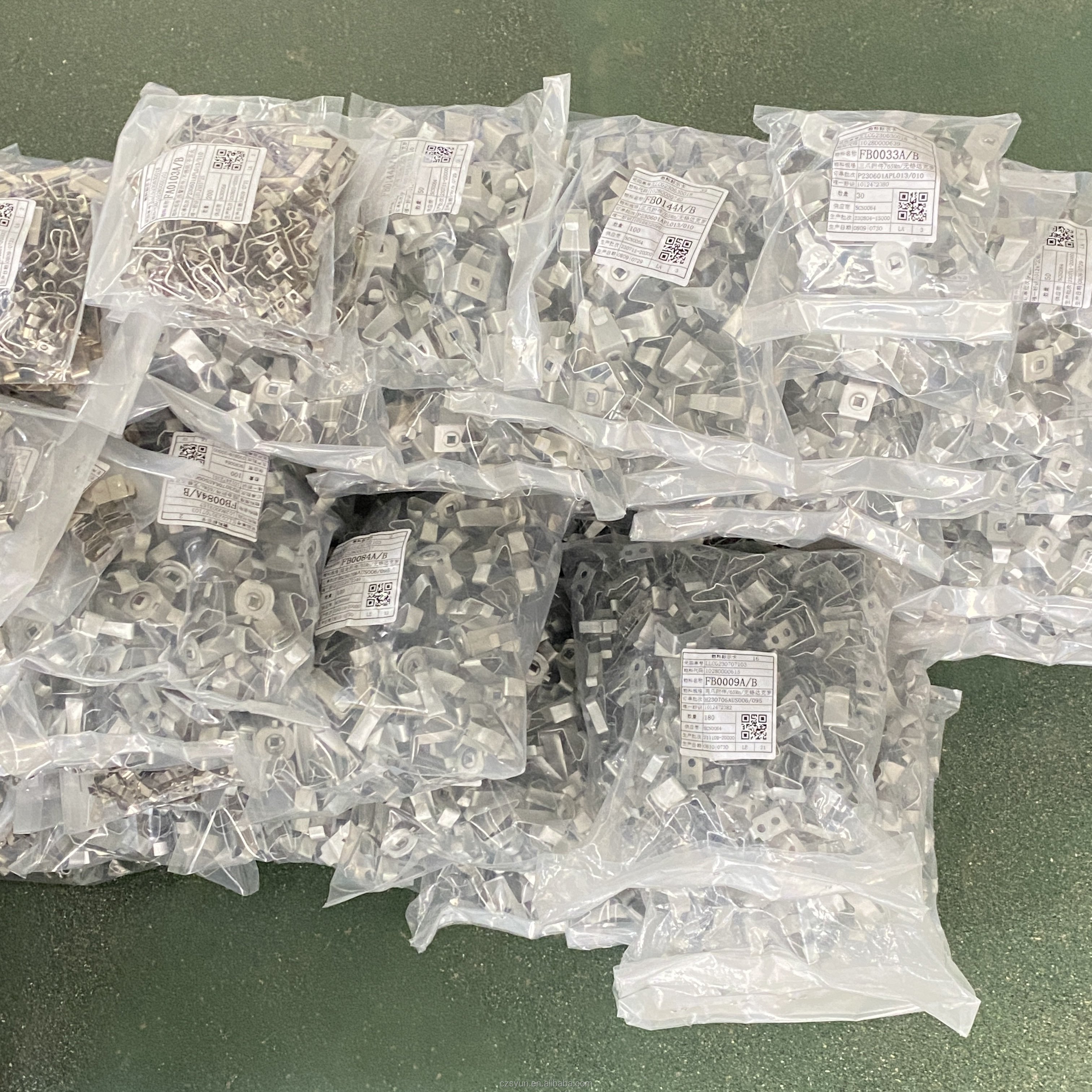 China Manufacturers Brake Pad Repair Kits Abutment Clip Fitting Kit