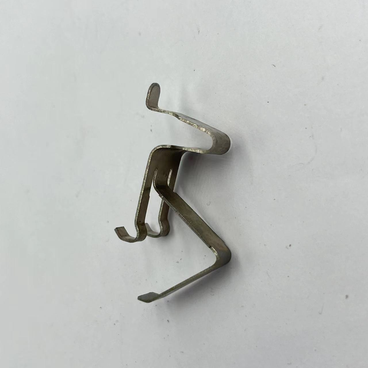 D138 Stainless Material Manufacturer Auto Parts Front Brake Pad Accessory Brake Pad Clip 01155444