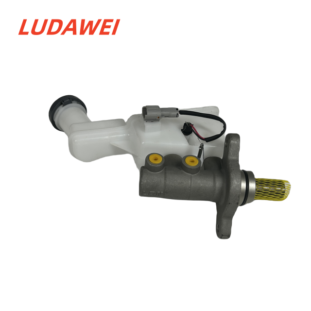 China Changan Automobile Parts Supplier Changan CS35 Brake Master Cylinder (oil Bottle Without Nozzle) Parts 3505110-ZC01