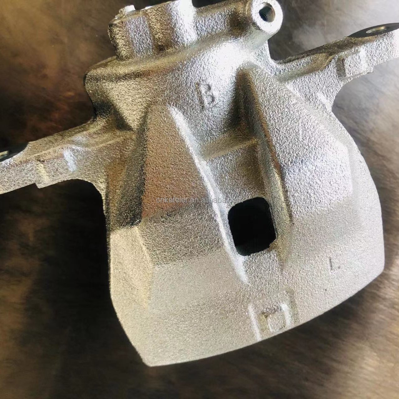 Car Disc Brake Caliper for Toy.ota Le.xus 4775006220 4775007071 47730-33340