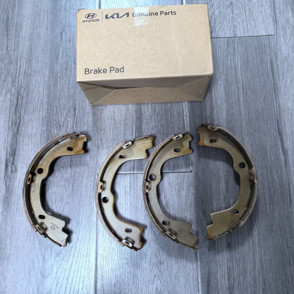 OEM 58350-4HA00 583504HA00 Stock Available Brake System Car Auto Parts Brake Shoe for Hyundai H-1 2007