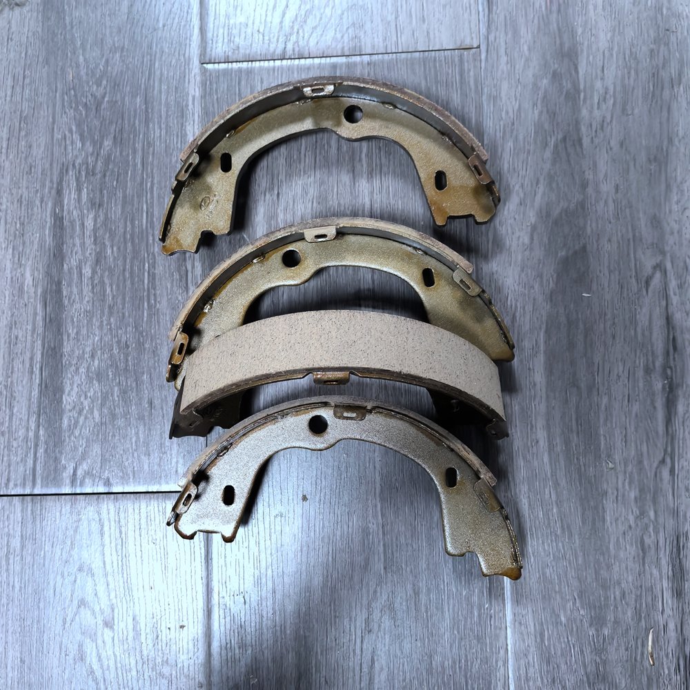 OEM 58350-4HA00 583504HA00 Stock Available Brake System Car Auto Parts Brake Shoe for Hyundai H-1 2007
