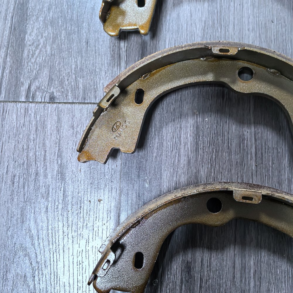OEM 58350-4HA00 583504HA00 Stock Available Brake System Car Auto Parts Brake Shoe for Hyundai H-1 2007
