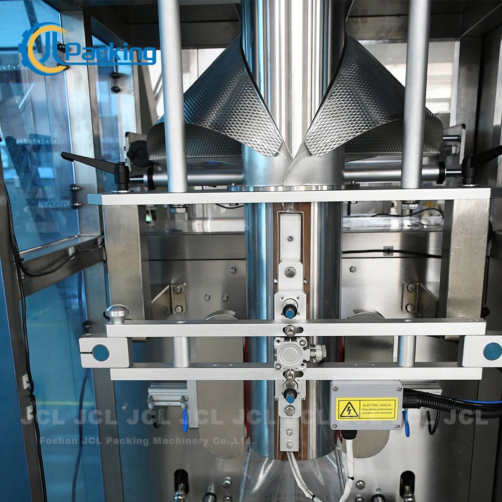 Full Automatic Potato Chips Multi-Head Weigher Fiiling and Packing Machine with Armrest Platform