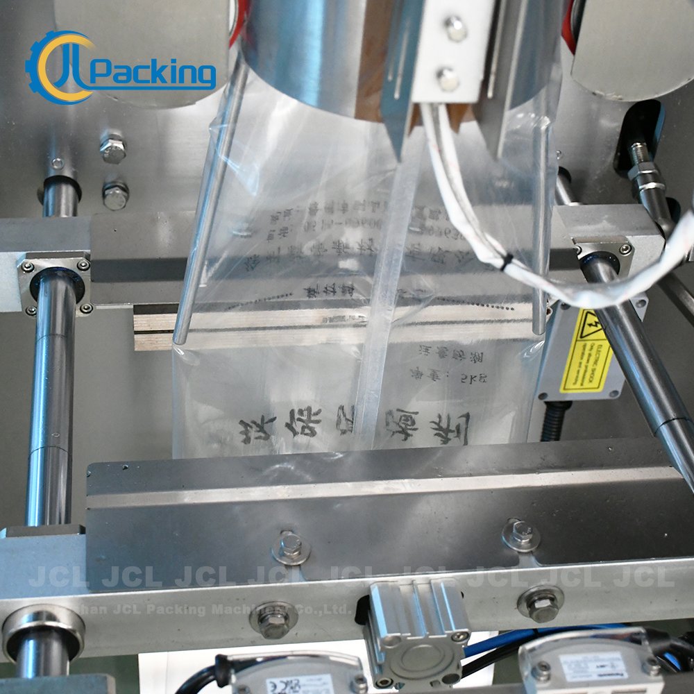 Full Automatic Potato Chips Multi-Head Weigher Fiiling and Packing Machine with Armrest Platform