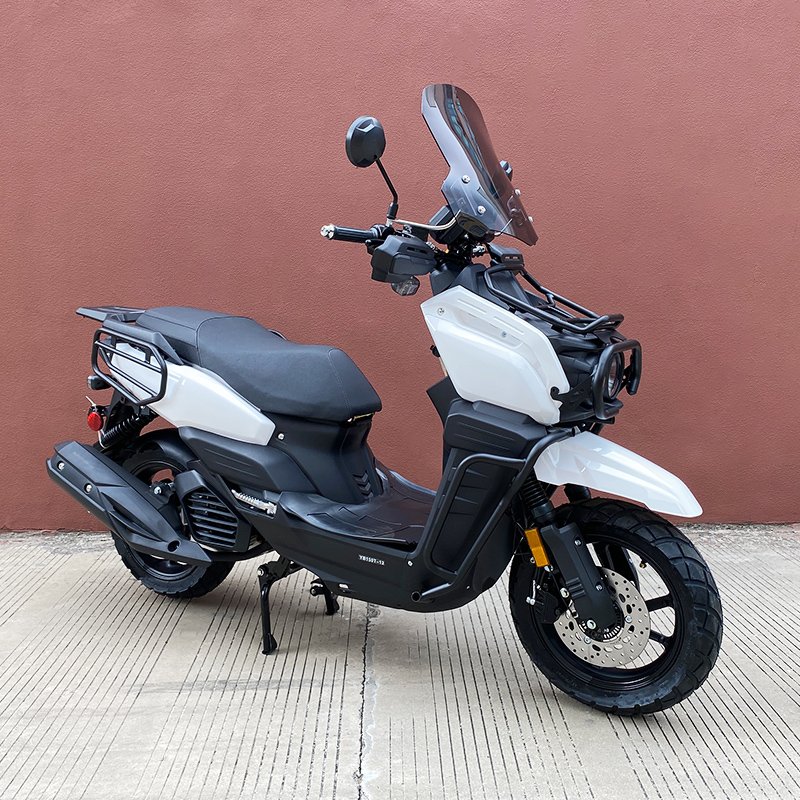 EPA DOT Certificate150CC Powerful Gas Scooter Air Cooled Max Speed 95km/h EFI System Disc Brake with Bumper Windshield On-Road