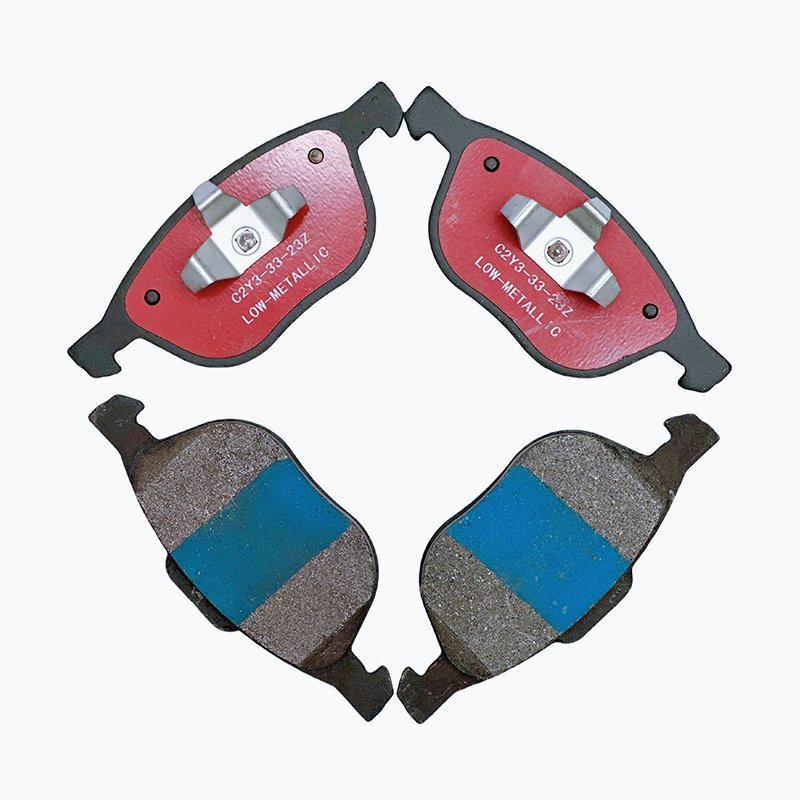 Wholesale Car Parts Brake Pads High Quality OEM C2Y33323Z Break Pads for MAZDA 3 FORD Focus VOLVO C30 C70 S40 V50 C