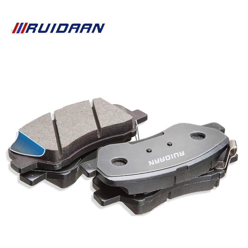 Wholesale Auto Car Parts Front Axle Disc Brake Pads Different Materials Best Car Brake Pad for Chinese Car