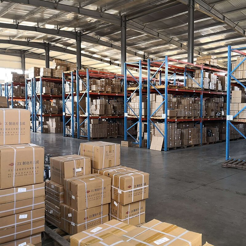Wholesale Auto Car Parts Front Axle Disc Brake Pads Different Materials Best Car Brake Pad for Chinese Car