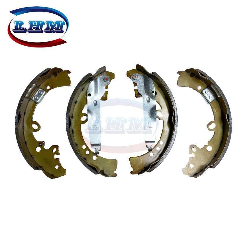 Factory Best Price Brake Shoe Set 04495-0K120 Shoe Kit for Hilux 4WD KUN15 KUN25 04495-0K070