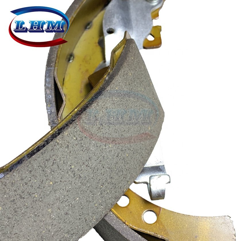 Factory Best Price Brake Shoe Set 04495-0K120 Shoe Kit for Hilux 4WD KUN15 KUN25 04495-0K070