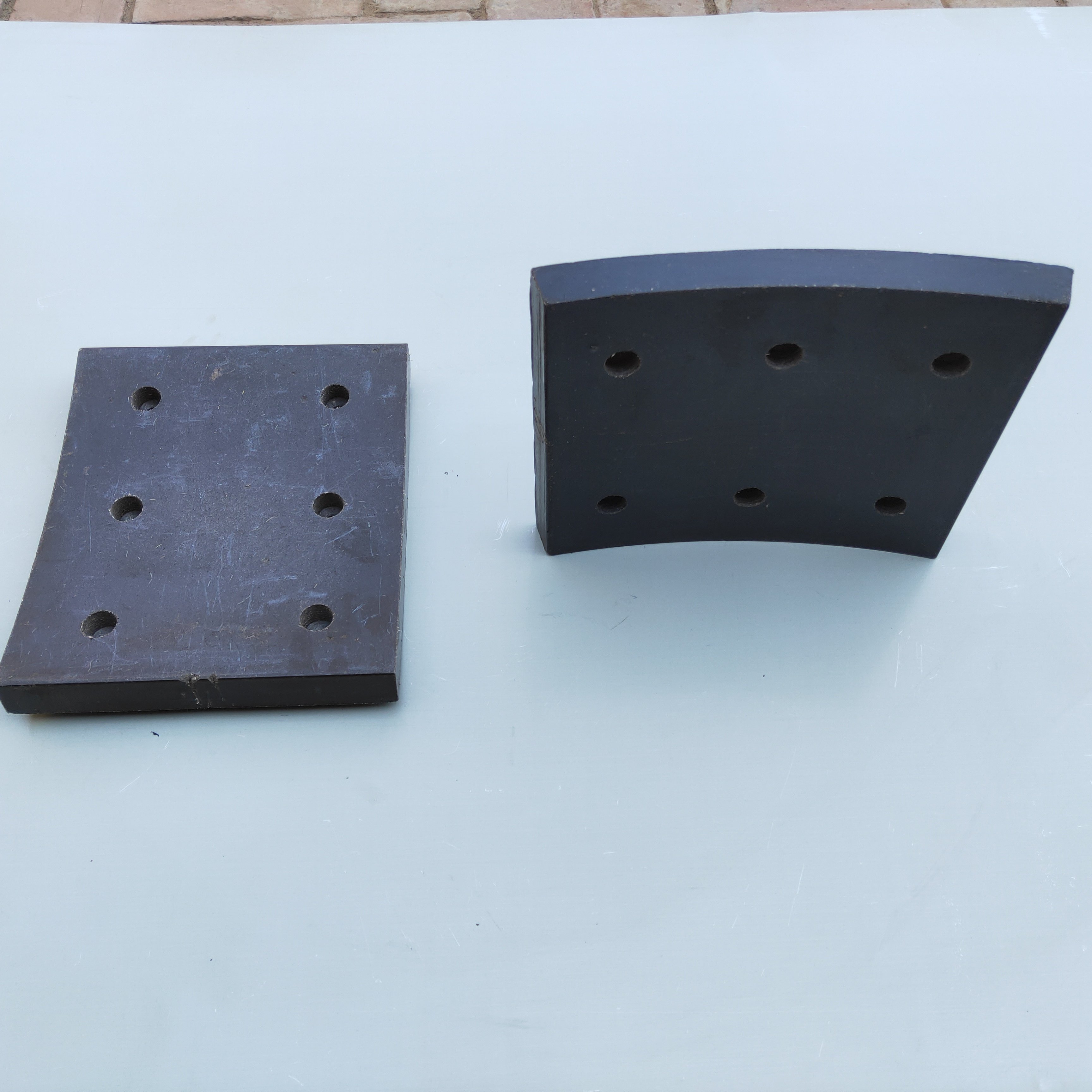 Brake Block and Brake Pad for Drawworks in Oil Drilling