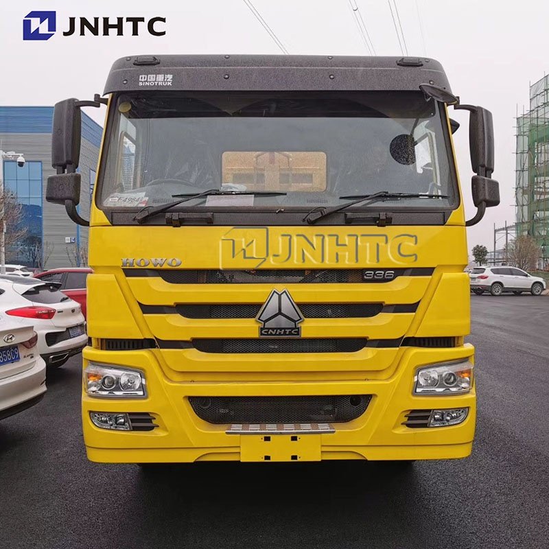 Low Price Sinotruck Howo 10 Wheels Truck 30ton 6x4 20 Cubic Meters New Hook Arm Garbage Truck