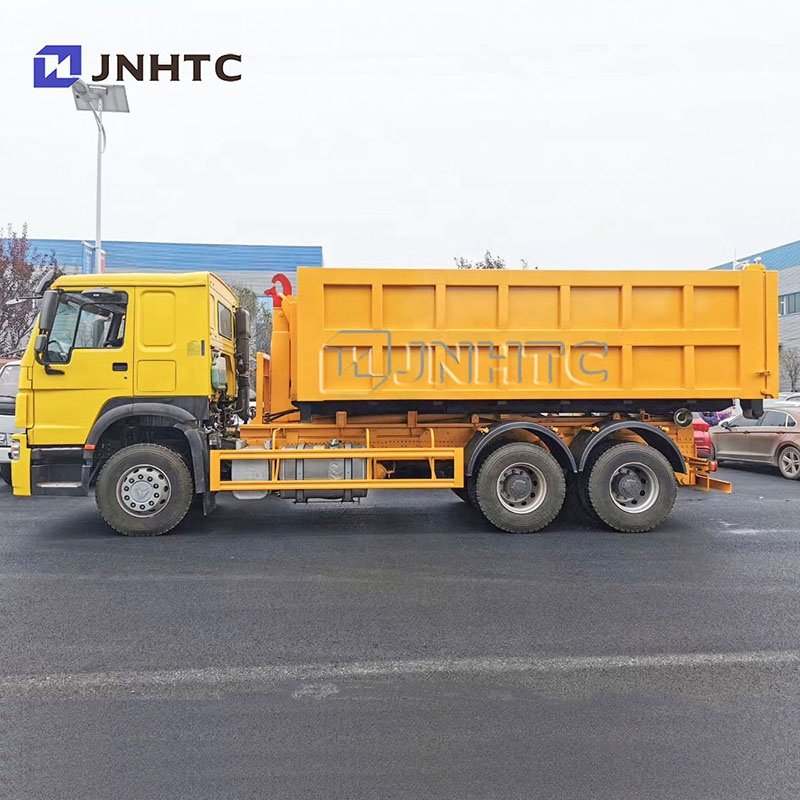 Low Price Sinotruck Howo 10 Wheels Truck 30ton 6x4 20 Cubic Meters New Hook Arm Garbage Truck