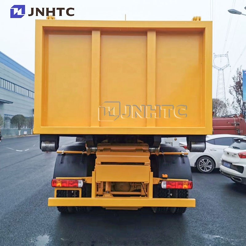 Low Price Sinotruck Howo 10 Wheels Truck 30ton 6x4 20 Cubic Meters New Hook Arm Garbage Truck