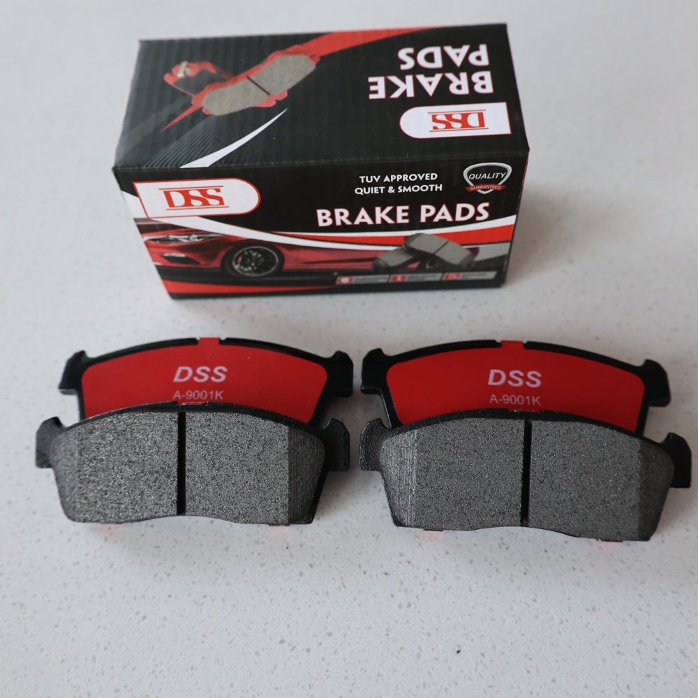 Factory Hot Selling Original Break Pads Supplier Auto Spare Parts Disc Front Brake Pad for Suzuki Mazda Nissan