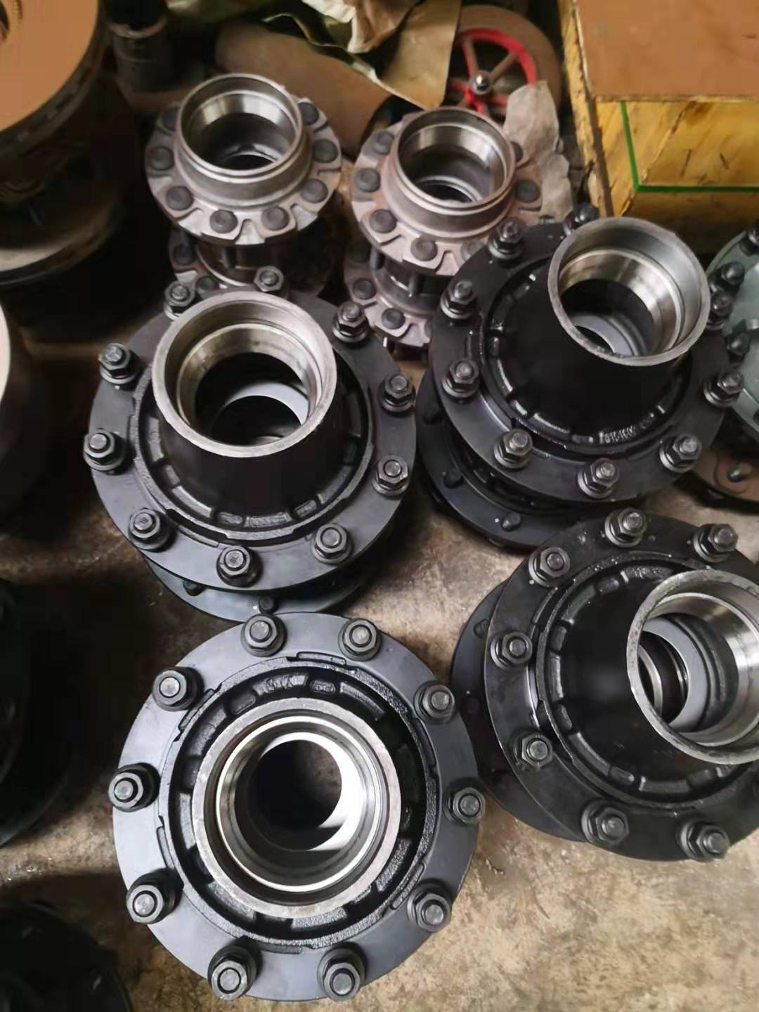 LUEN High Quality Best Selling Ttrailer Axle Kits Durable Brake Shoe American & Germany Type