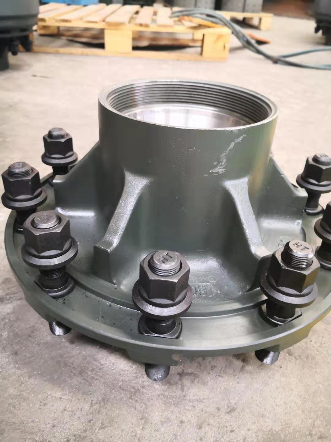 LUEN High Quality Best Selling Ttrailer Axle Kits Durable Brake Shoe American & Germany Type