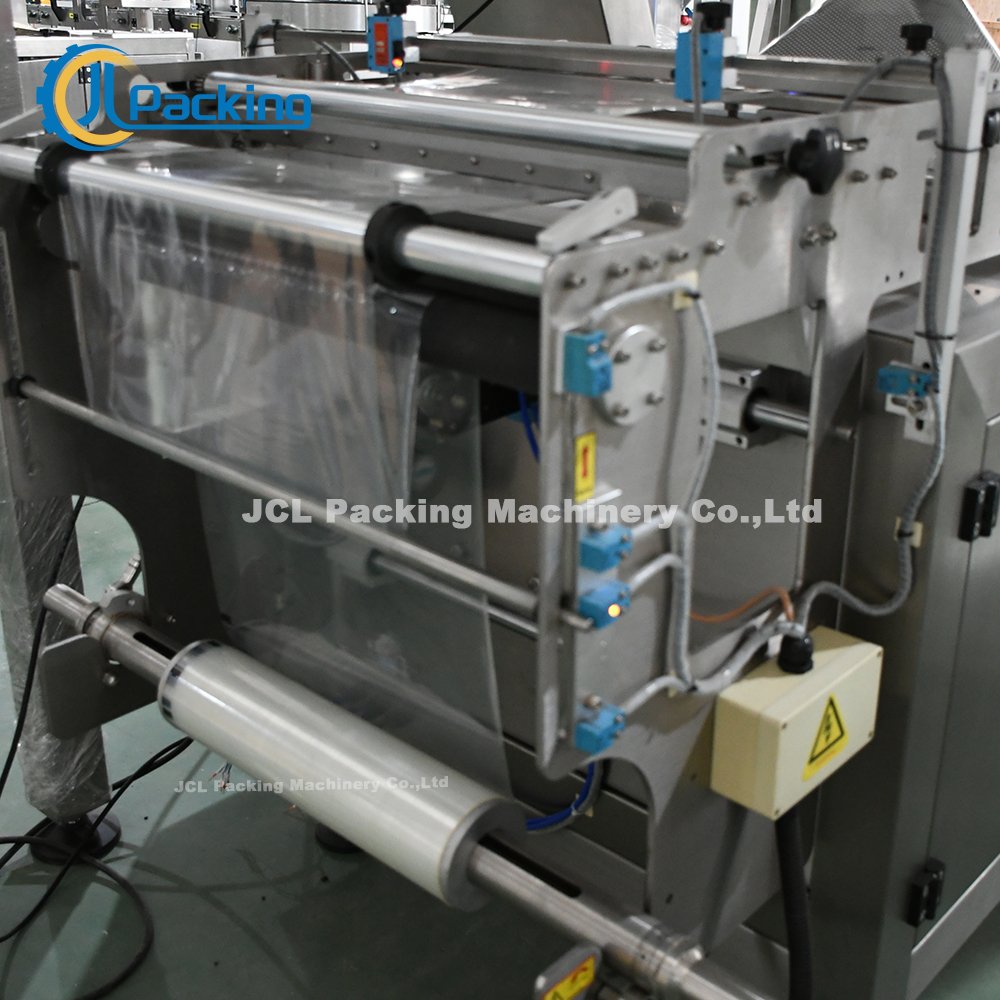 Mixed Dried Nuts Walnuts Sugar Rice Back Sealing Vertical Pillow Bag Filling and Packaging Machine with Multi Heads Weigher