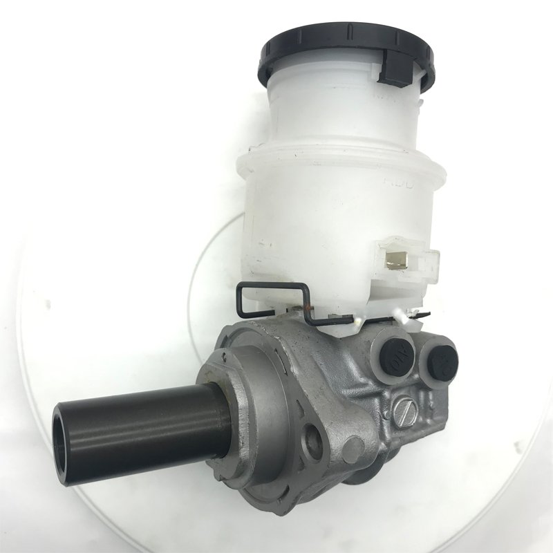 Truck Brake Master Cylinder for ISUZU Trooper 1998 Opel Monterey a 1991-1998 8-97178-010-0 8971780100