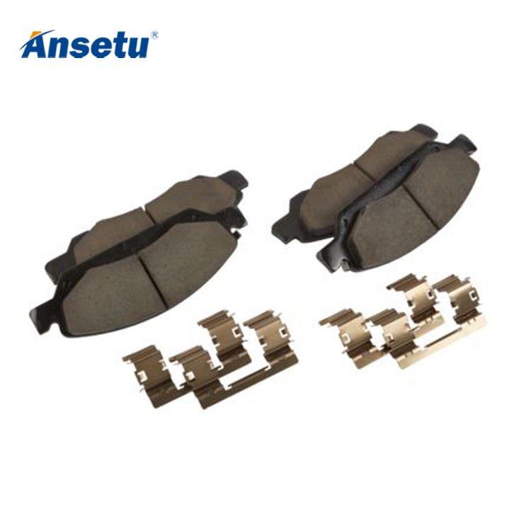 Ansetu Wholesale 84320501 17D1092 17D1194 Front Disc Brake Pads for Chevrolet Tahoe Cadillac Escalade GMC Ford Truck Expedition