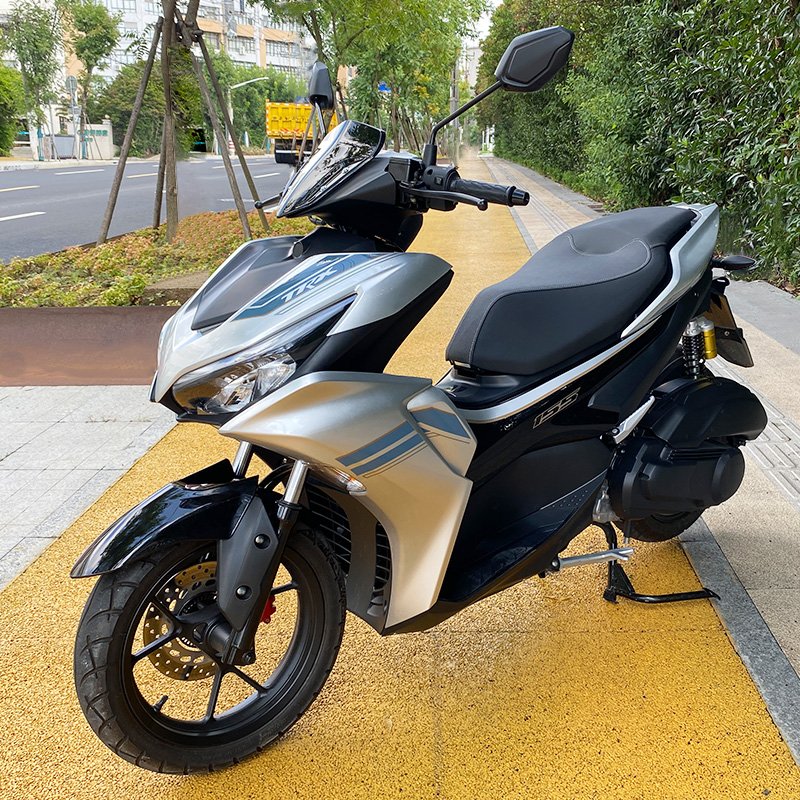 NVX 150cc Gas Scooter with Powerful 4 Stroke Water Cooled Engine 105kmh Adults Gasoline Motorcycle EFI System Dual Disc Brake
