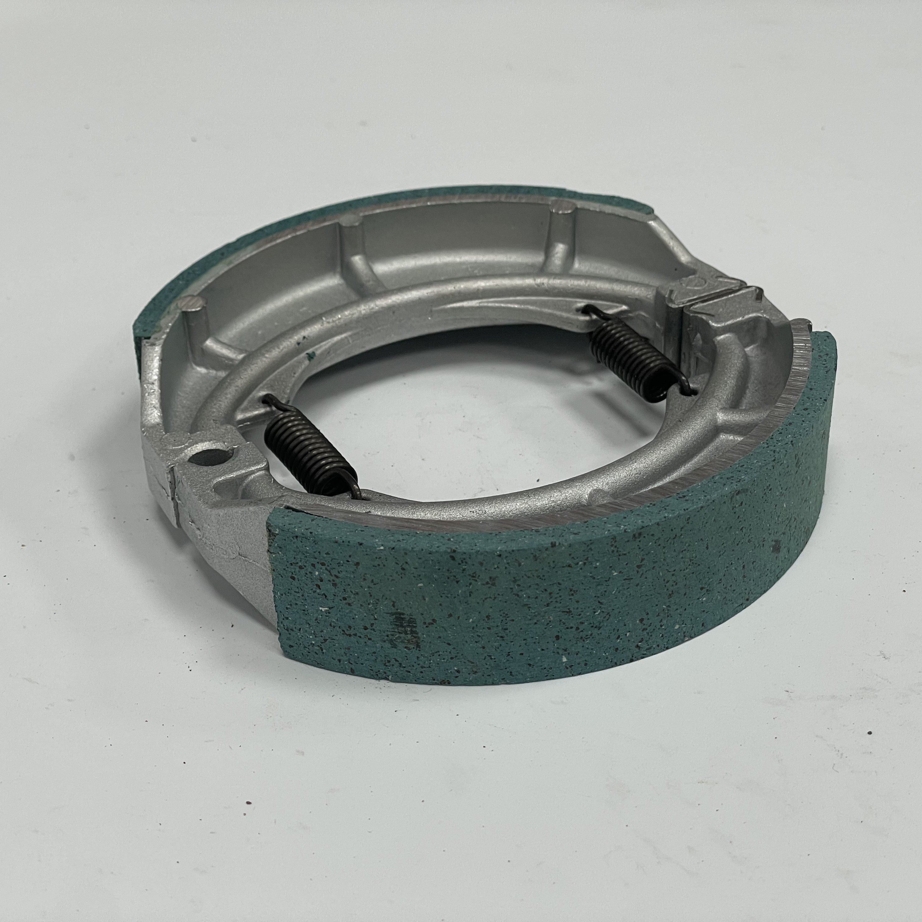 Motorcycle Spare Parts GS125 Brake Pad Motorcycle Rear Brake Shoe