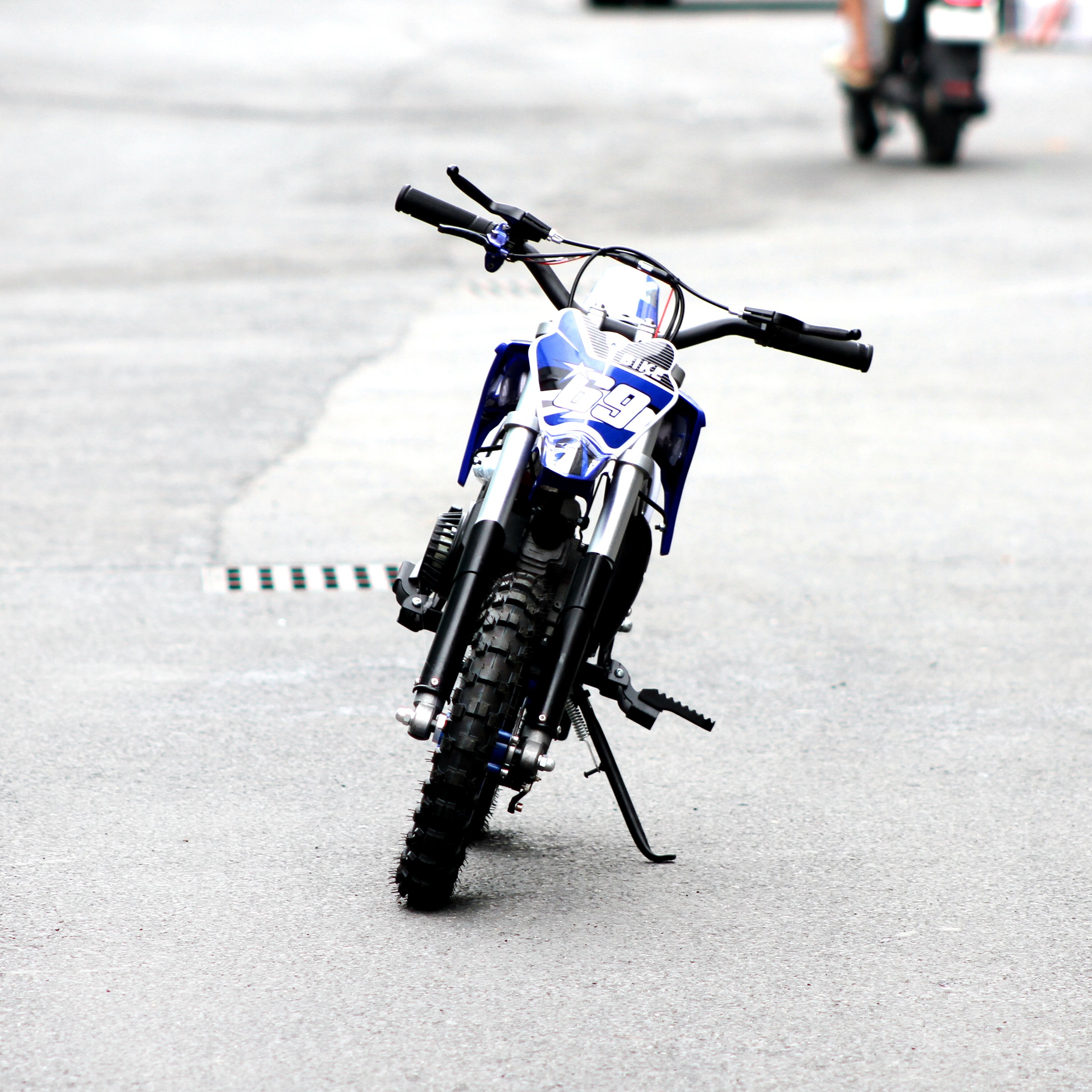 49cc Moto Cross Kids Bike 2 Stroke Gasoline Power Dirt Pit Bike 49cc Mini Bike for Teenagers