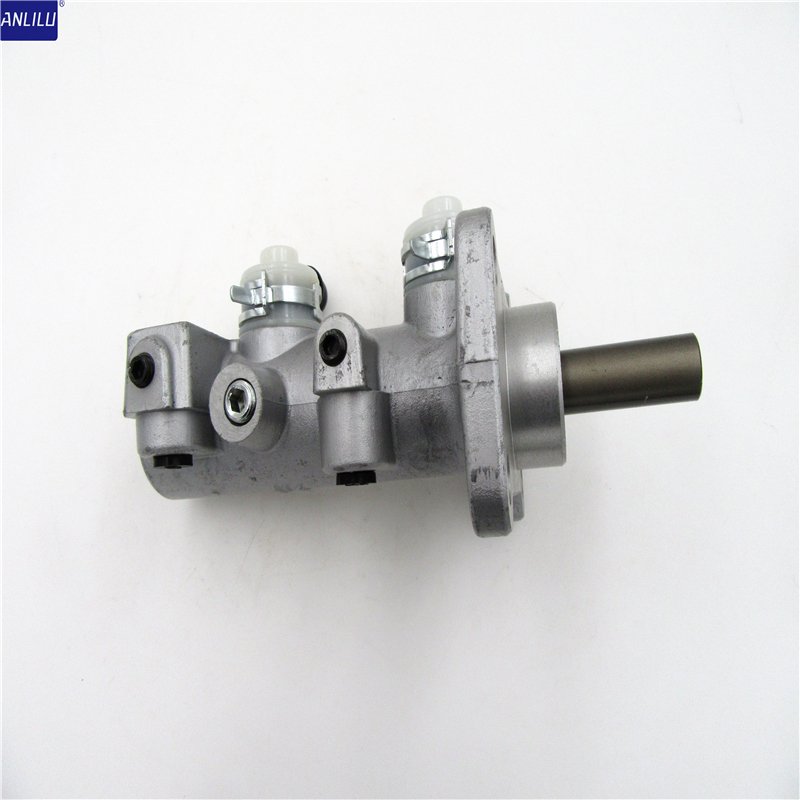 Quality Brake Master Cylinder Suitable for Mitsubishi Canter MK383389 MK429255