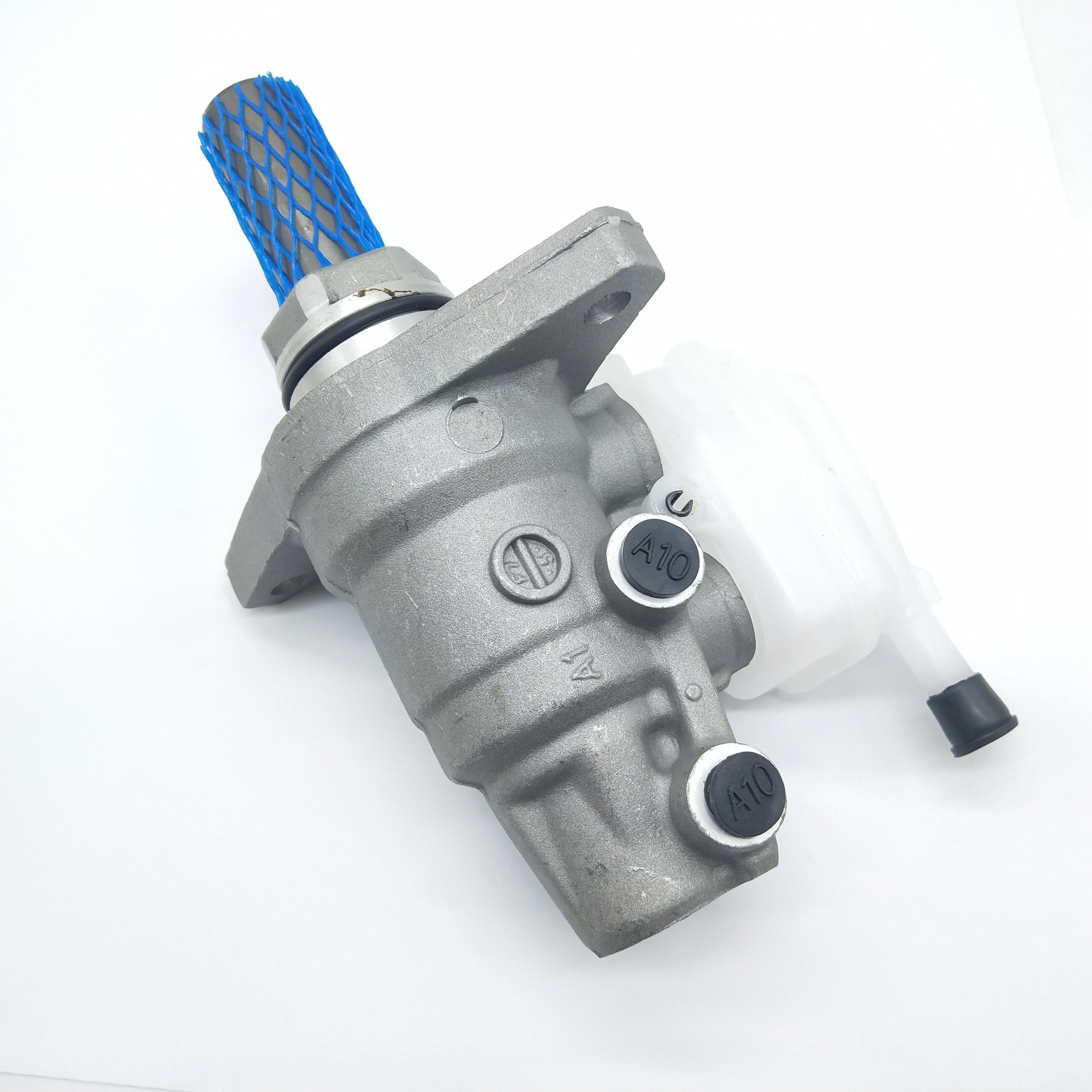 Original Quality Auto Brake Master Cylinder 47028-48021 for toyota