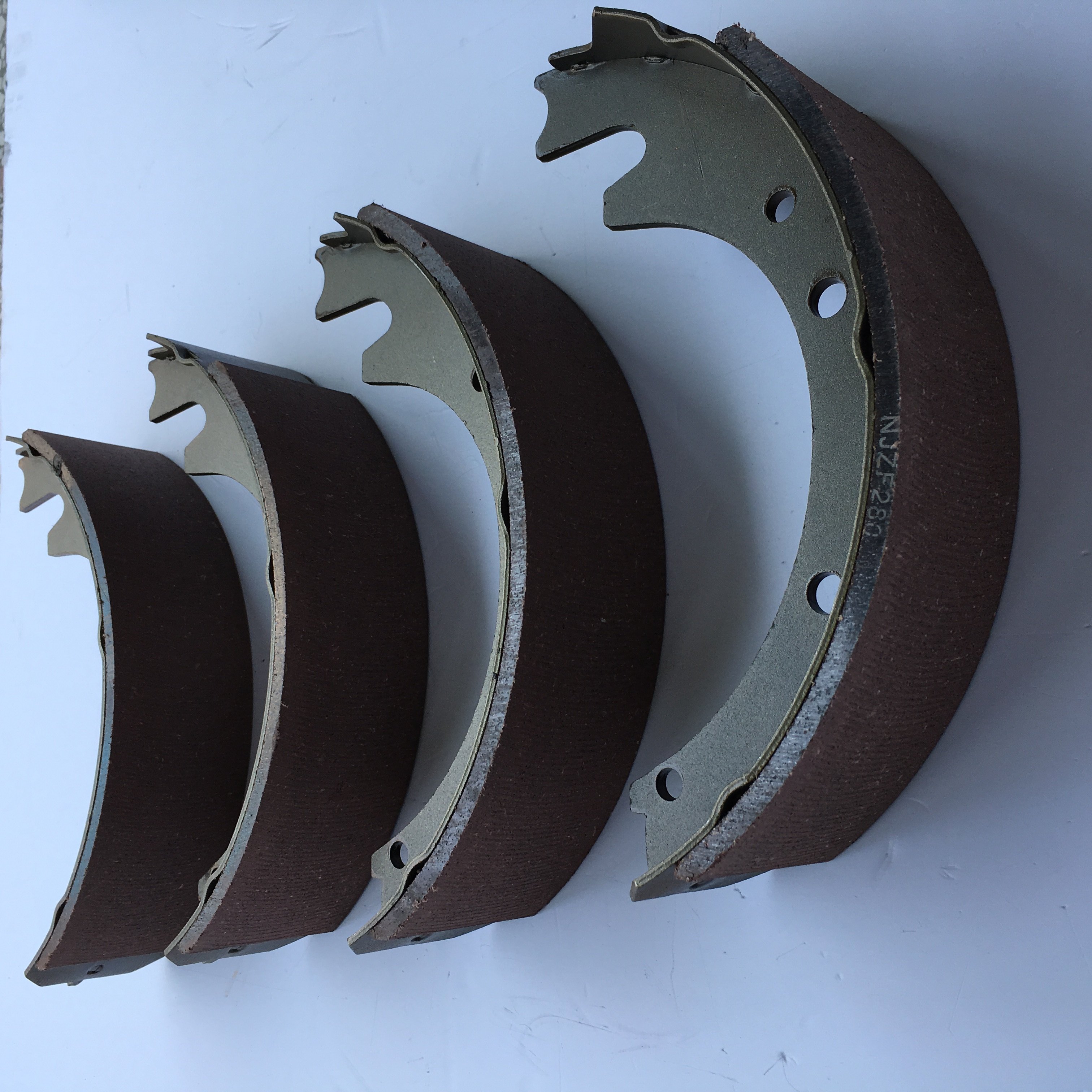 Hot Selling High Quality Brake Pads Drum Brake Shoe Assembly for CHANGAN WANGBAO