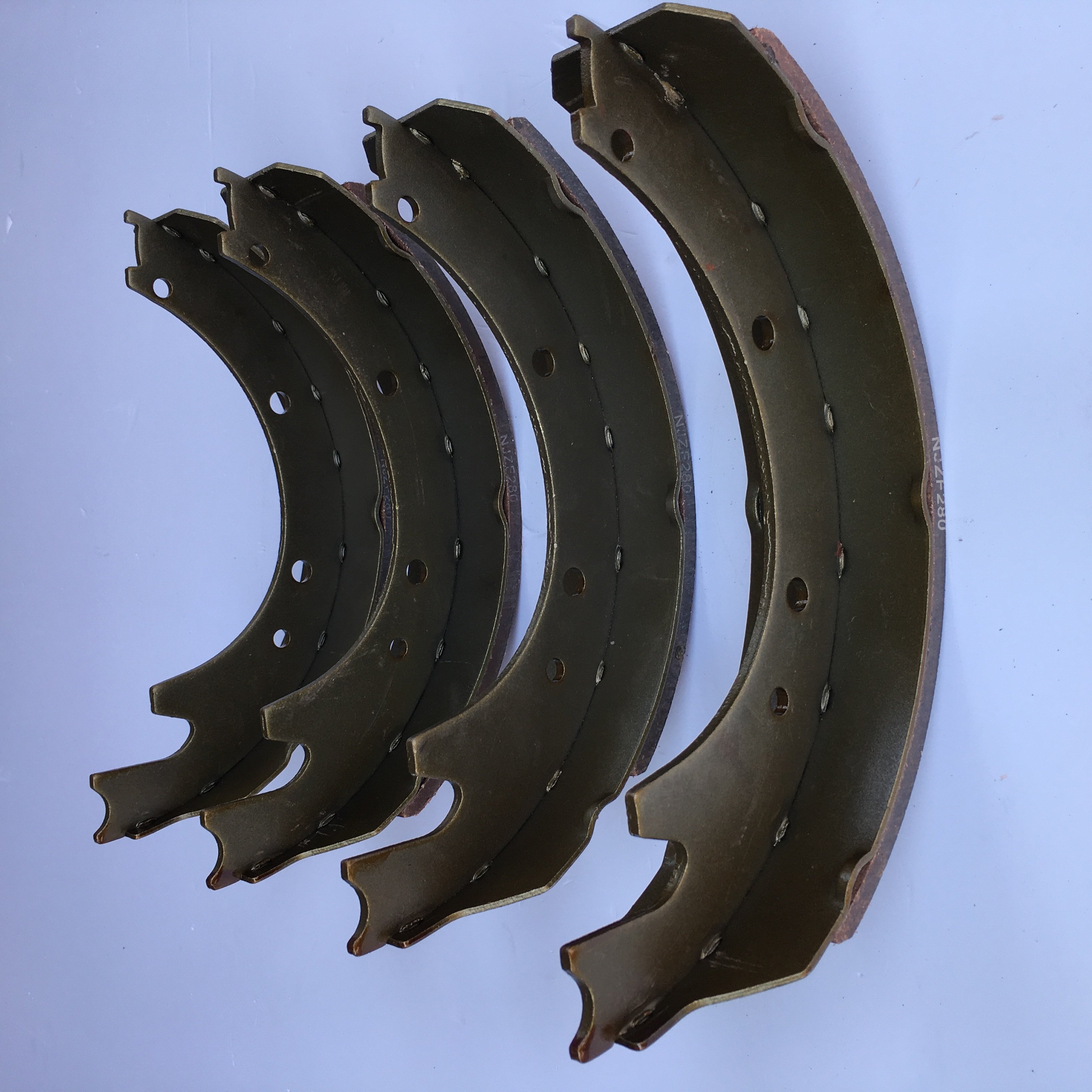Hot Selling High Quality Brake Pads Drum Brake Shoe Assembly for CHANGAN WANGBAO