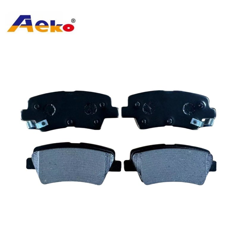 Cars Brakes Shoes Wholesale Brake Pads on Sale D1544 58302-3XA30 for Hyundai Veloster Brake Pads