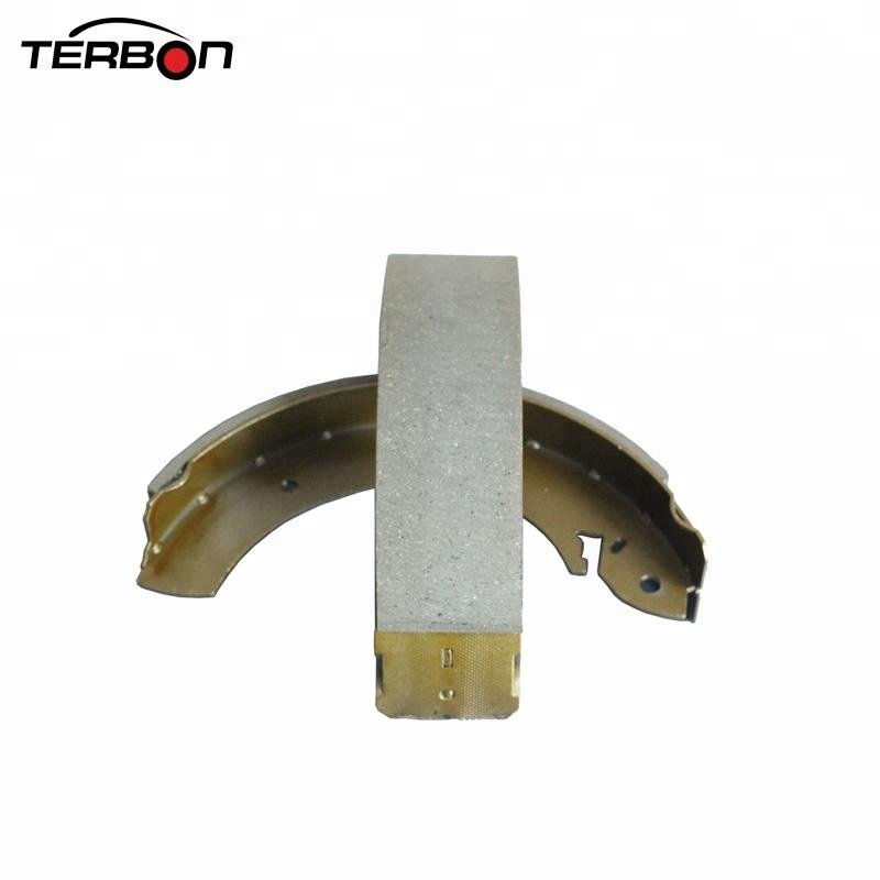 GS6250 Terbon Auto Brake System Parts Rear Axle Cast Iron Brake Shoe 1 551 318