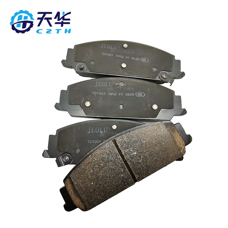 Auto Break Pad Low Price Good Quality Brake Pad Suitable for Buick Oe 92206846 D1351