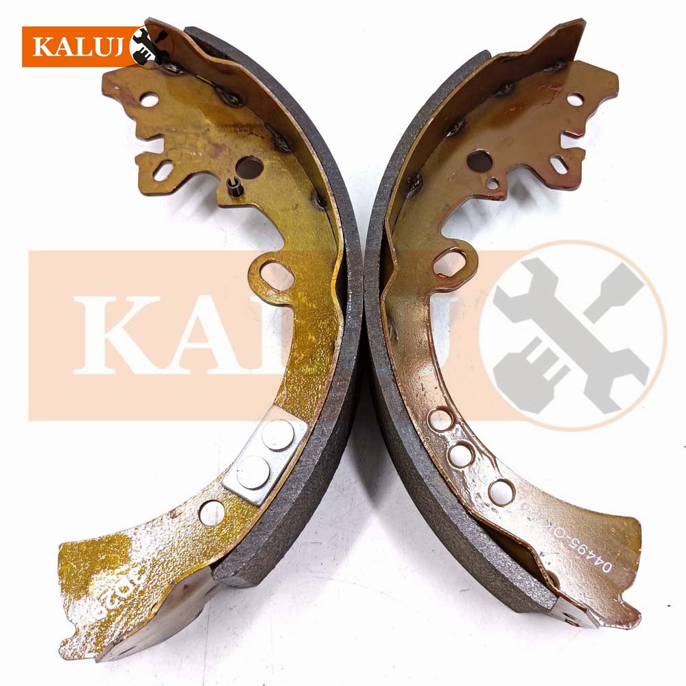 04495-0K120 Car Chassis Brake Shoe Set Rear Axle for Toyota HILUX VII Pickup/HILUX VIII Platform/Chassis